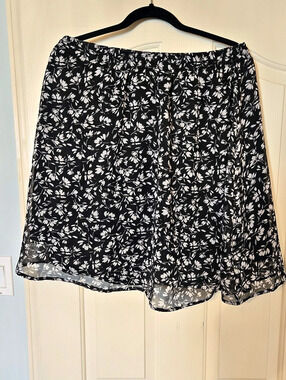 Y2k Floral Skirt in Black & White